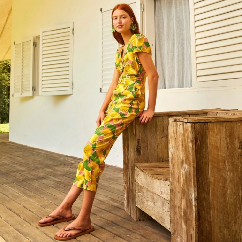 Farm Rio | Linen Blend Cutout Crop Jumpsuit In Fresh Lemons Size XS
